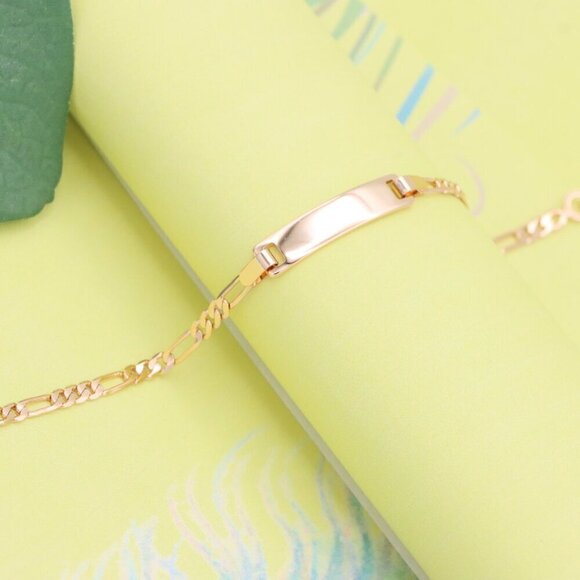 "Sleek Rose Gold Bracelet with Figaro Chain and Polished Plate, XPBL1084 - Picture 4 of 12